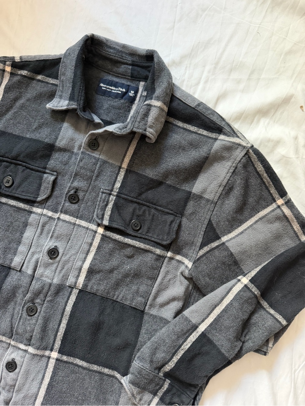 Abercrombie & Fitch Heavyweight Shirt Jacket Flannel Gray Plaid Soft AF Medium - Picture 1 of 8